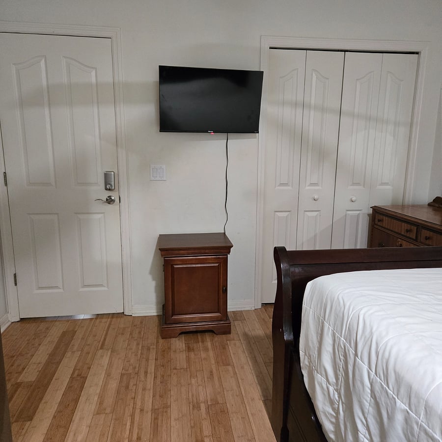 Furnished Finder property 266800_1 photo 9