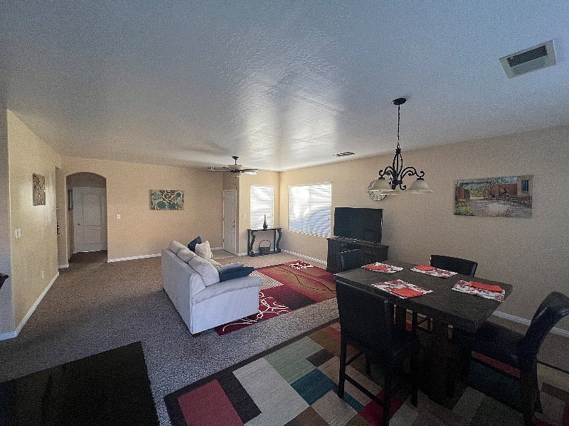 Common living area with dining room table