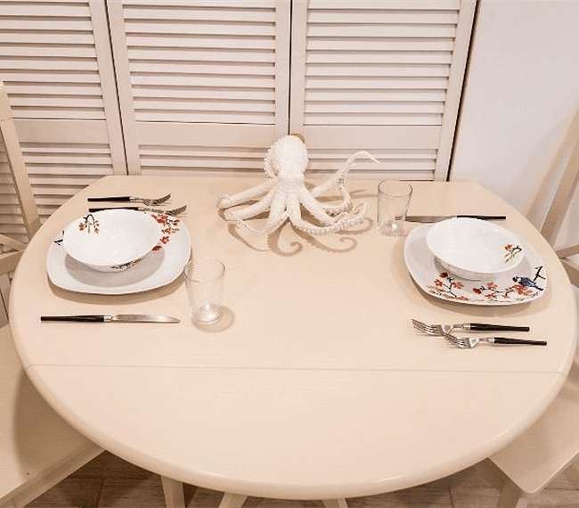Fold out dining table or work from home space