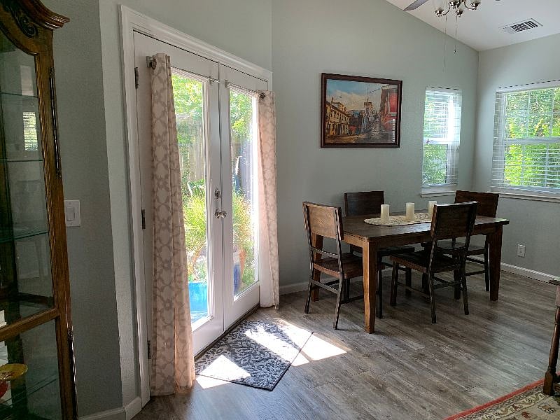 Furnished Finder property 267025_1 photo 11