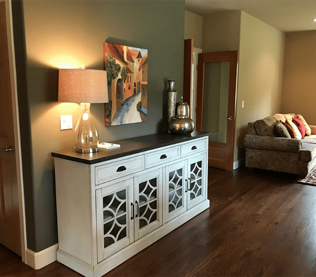 The hutch in the dining room offers plenty of storage space and there are various games located in the hutch drawers.