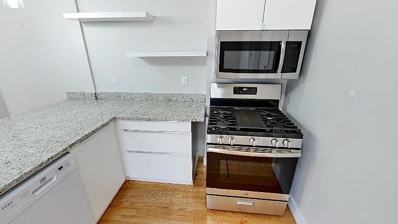 Furnished Finder property 267060_2 photo 4
