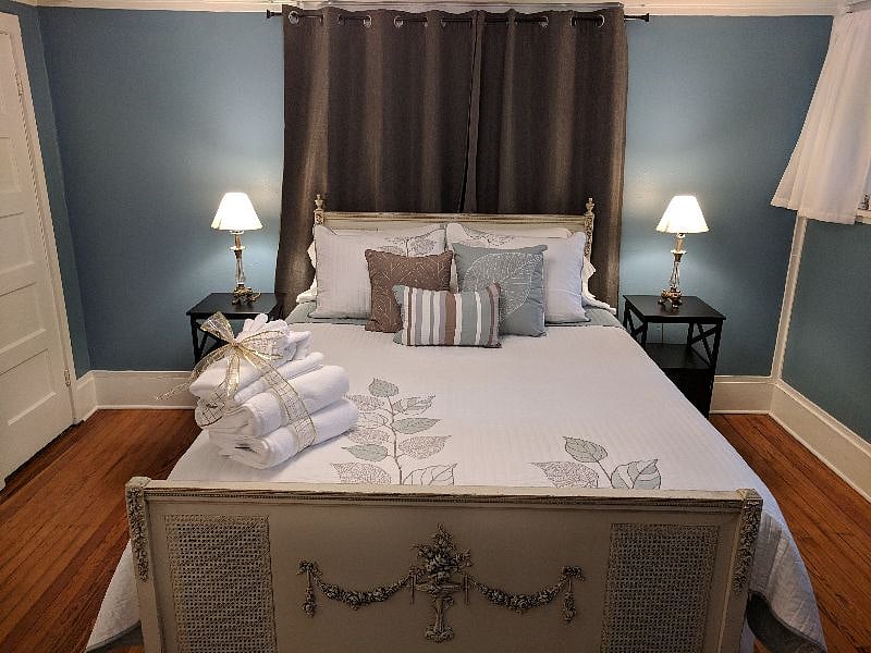 Furnished Finder property 267891_1 photo 2