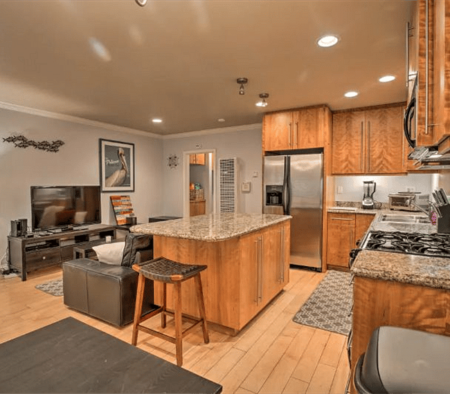 Spacious updated kitchen