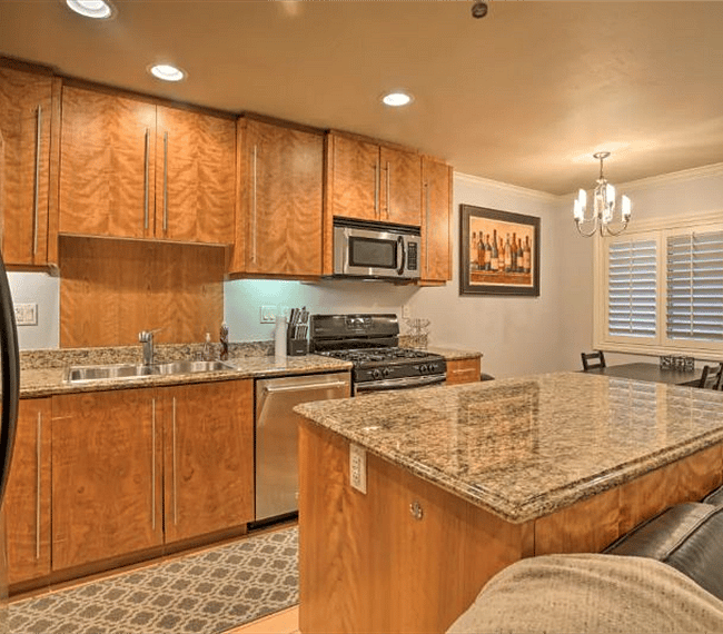 Fully equipped kitchen