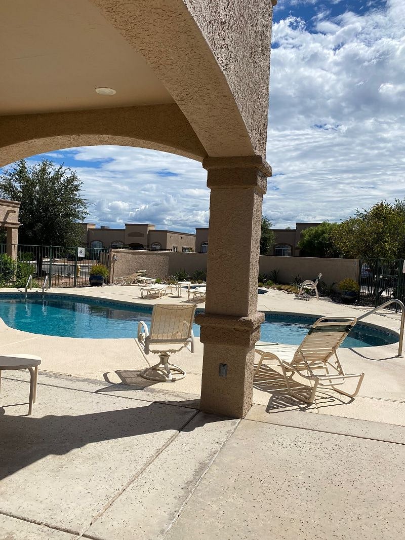 Pool & Spa for guest use
