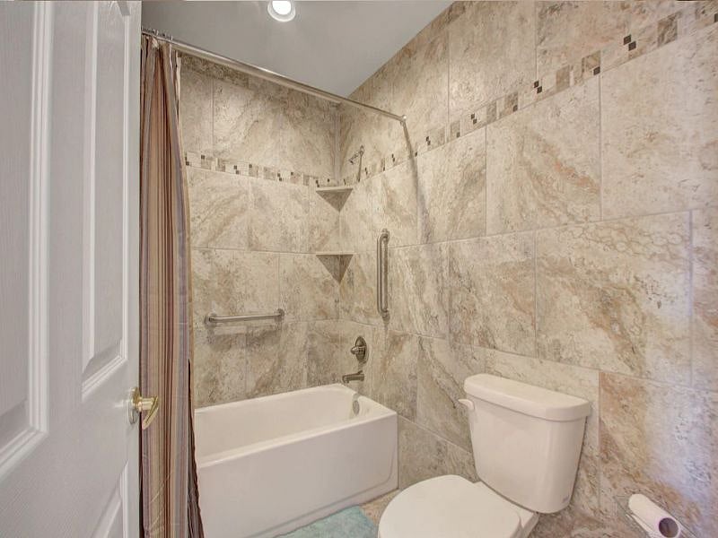 Unit B, Deluxe Bath, shower & tub combo, all ceramic tile