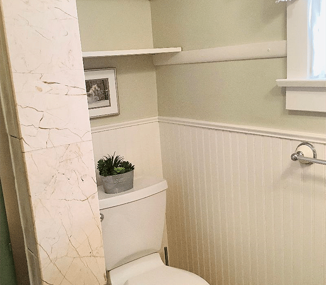 Full bathroom
