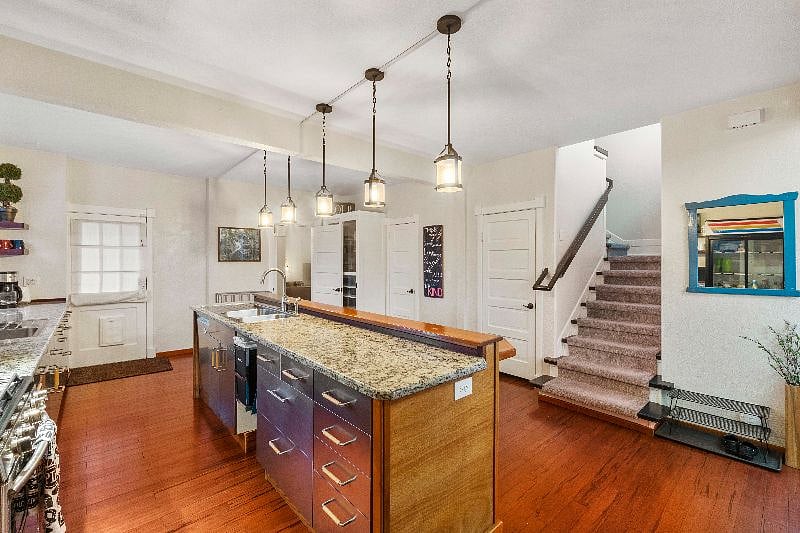Furnished Finder property 268440_3 photo 17