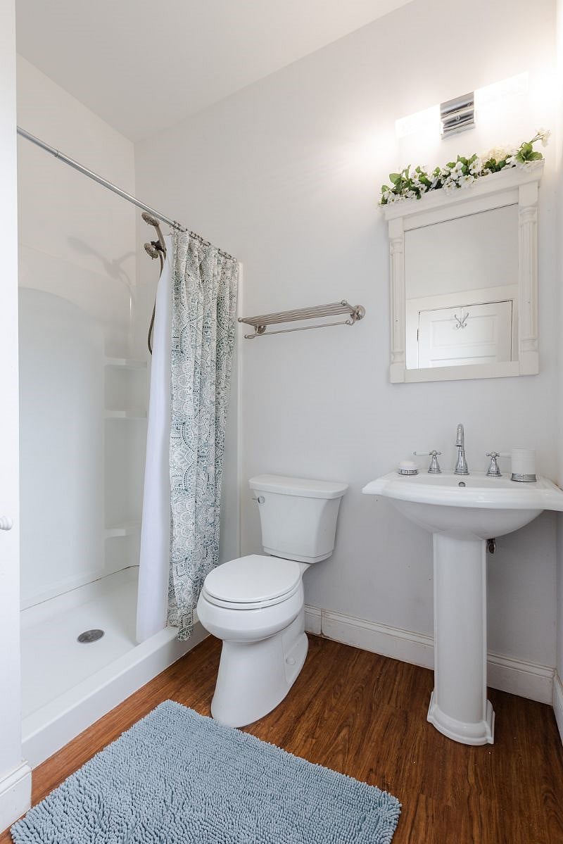 Bathroom 2