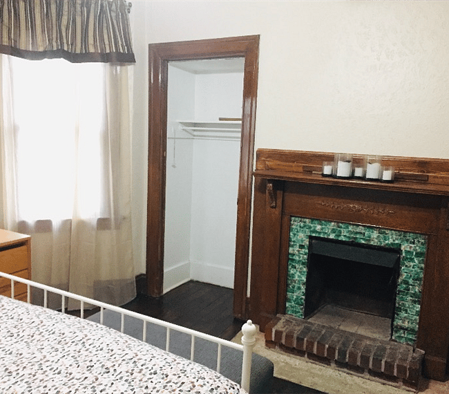 Full Size Bedroom