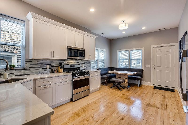 Spacious kitchen and dining area