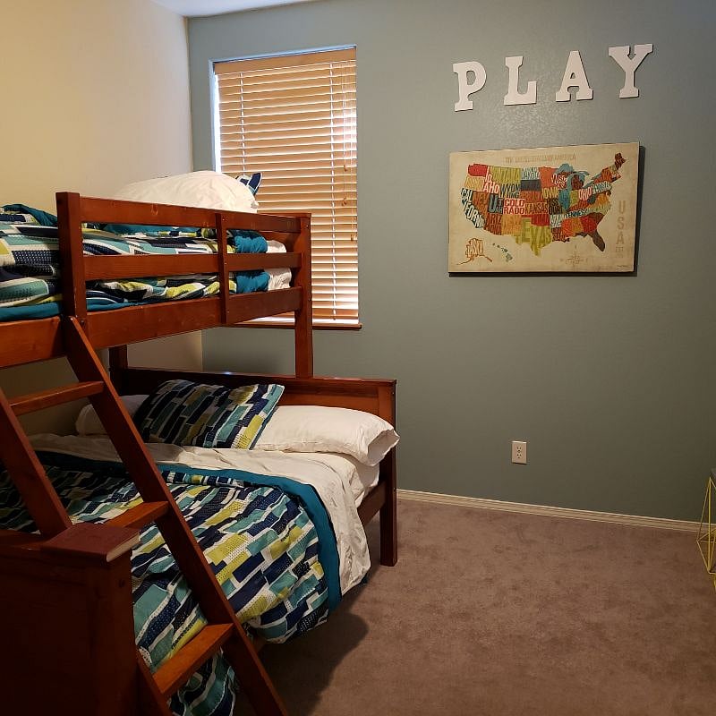 Upstairs bedroom with double and twin bunk bed