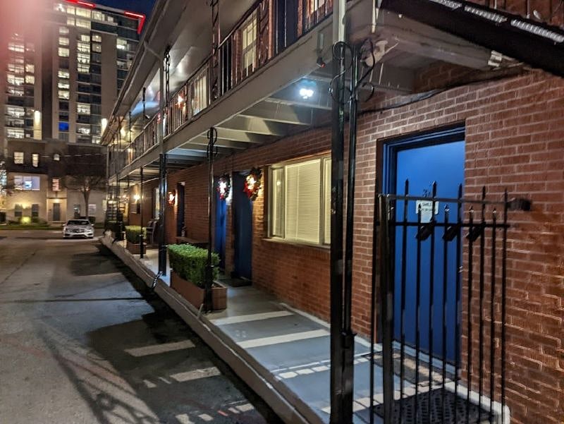 Comfortable, Quiet and Safe At Night Too