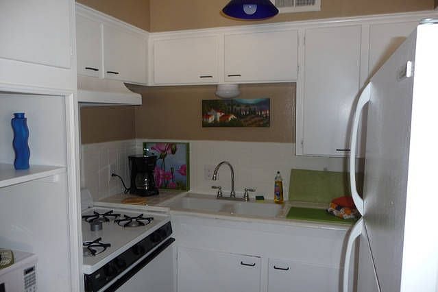Totally Renovated Fully Equipped Kitchen