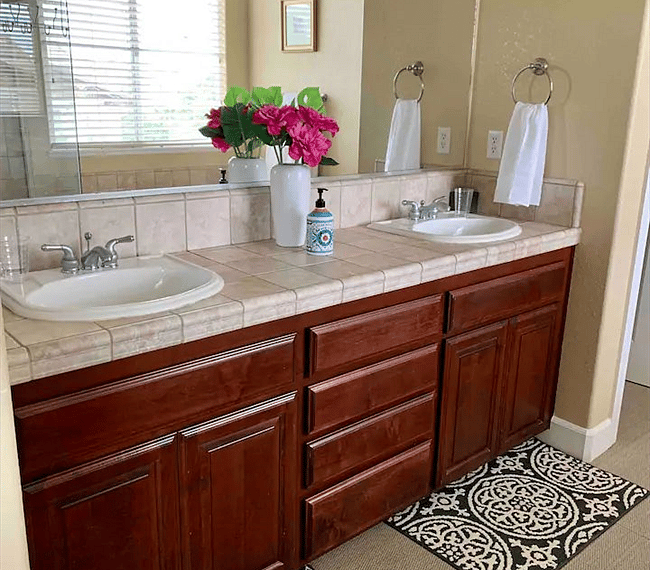 Double vanity