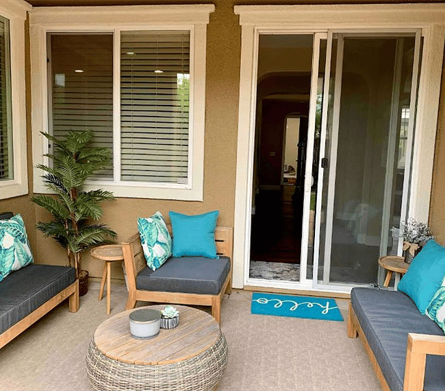 Lovely outdoor sitting area