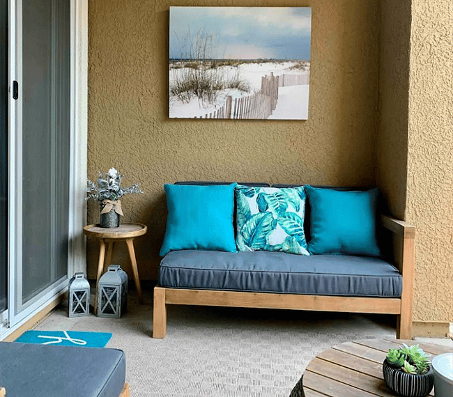 Lovely outdoor sitting area