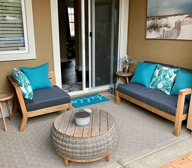 Lovely outdoor sitting area