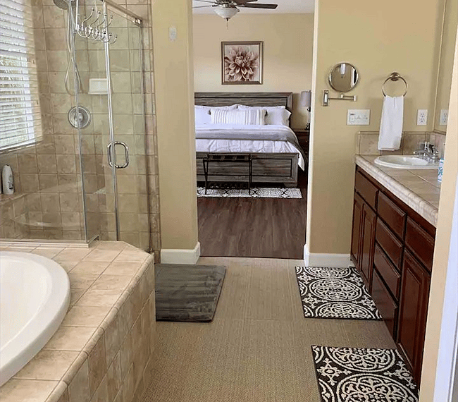 On suite master bedroom