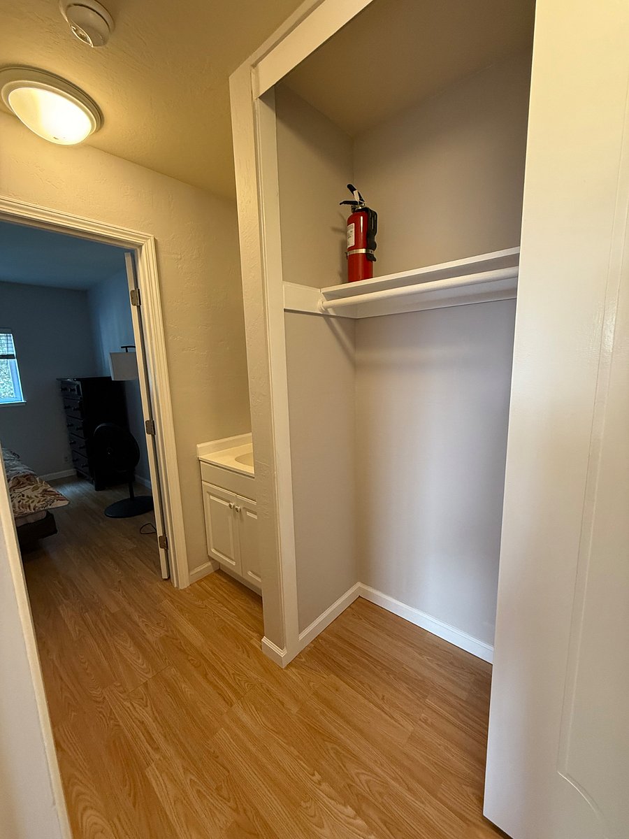 Furnished Finder property 269200_1 photo 5