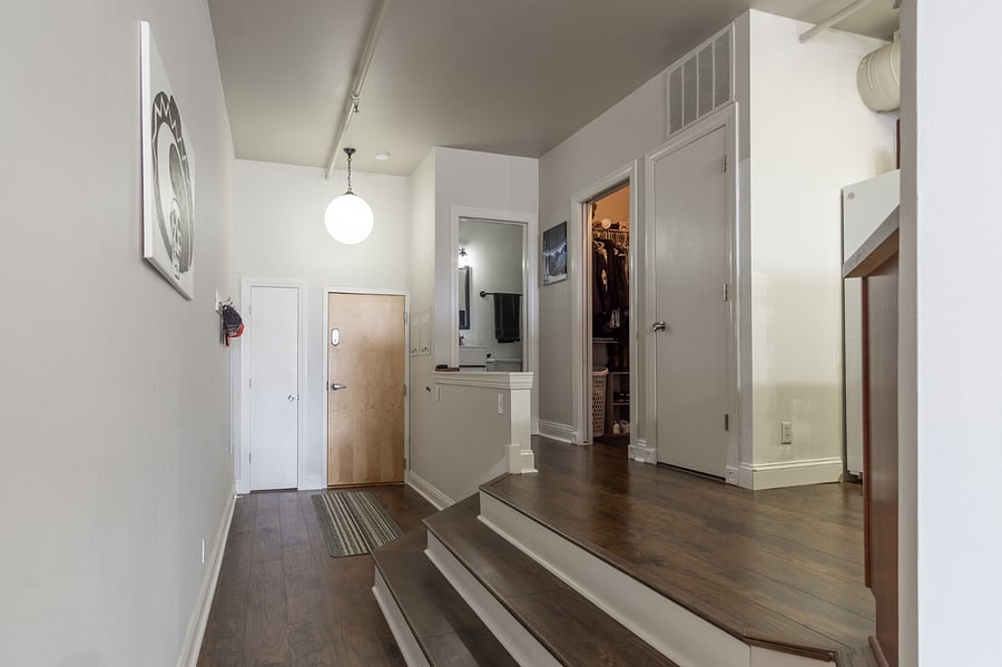 700 Broadway #509
fully furnished
Raised stuido $1500/mo