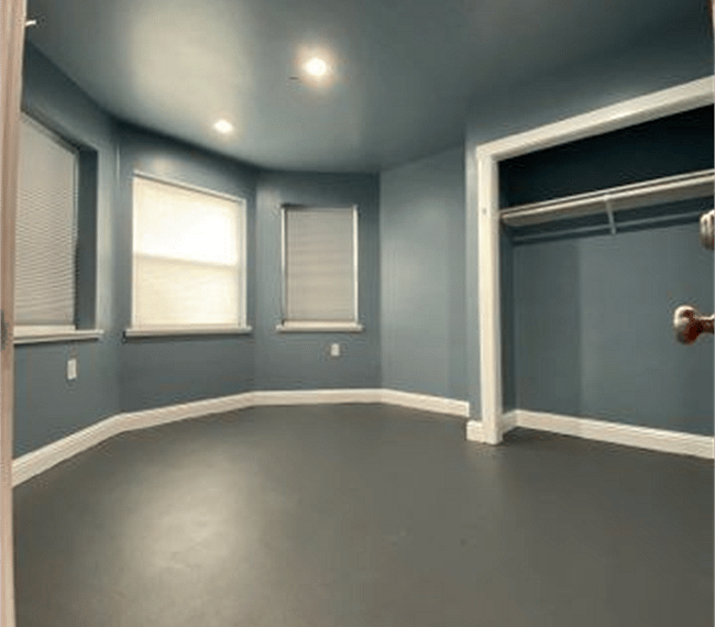 This freestanding home has been cleverly designed to maximise the space whilst maintaining privacy