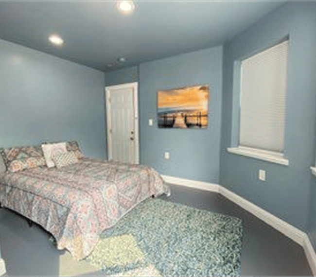 Full bed, black out curtain and amazing dawn frame
