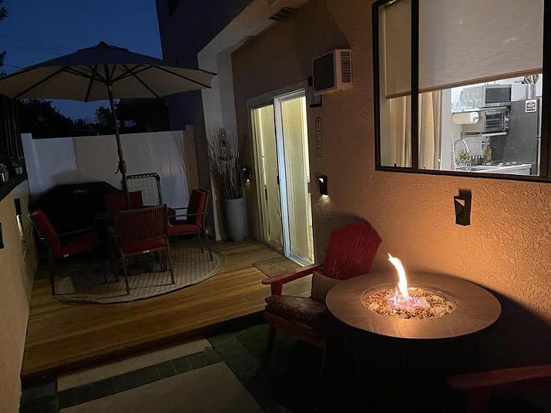 Fire pit