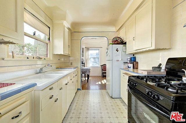 Furnished Finder property 269999_1 photo 4