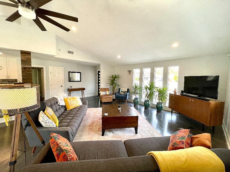 Furnished Finder property 270107_1 photo 7