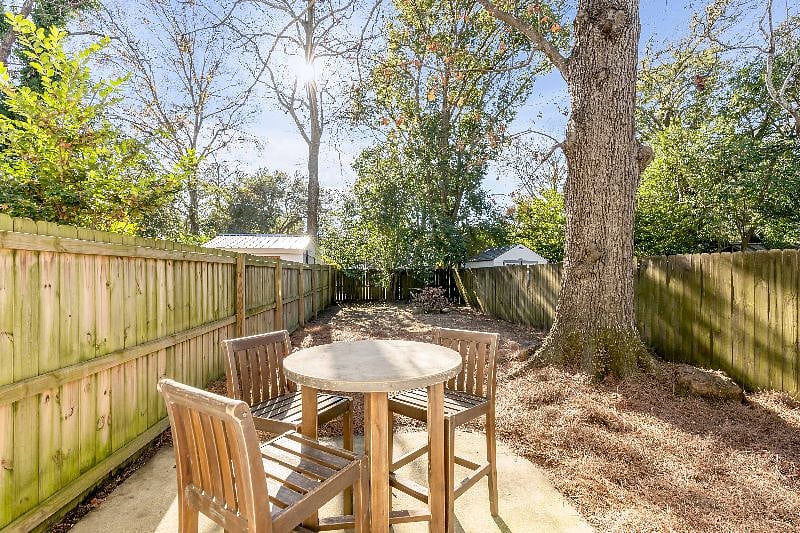 Furnished Finder property 270110_1 photo 26