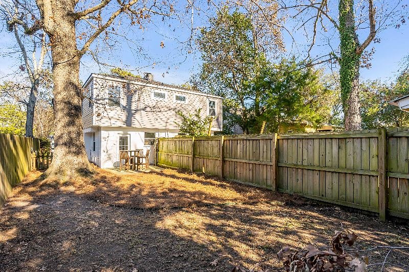 Furnished Finder property 270110_1 photo 27