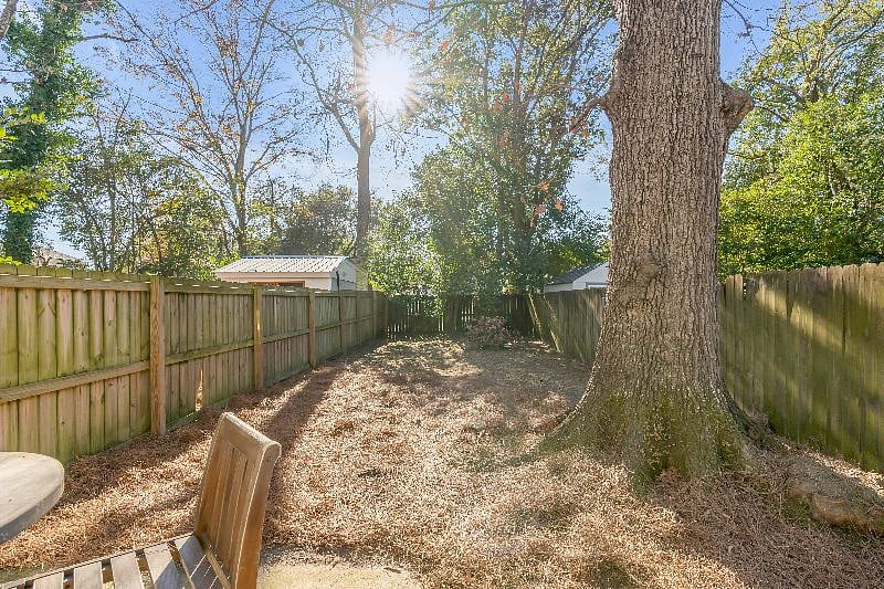 Furnished Finder property 270110_1 photo 28