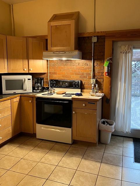Furnished Finder property 270136_1 photo 8