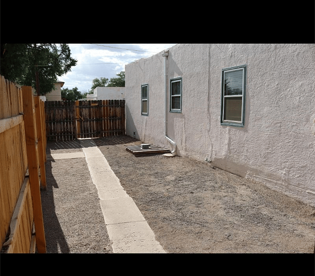 Furnished Finder property 270212_1 photo 3