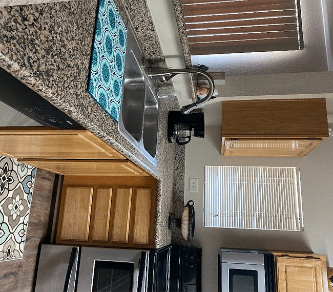 beautiful granite counter tops