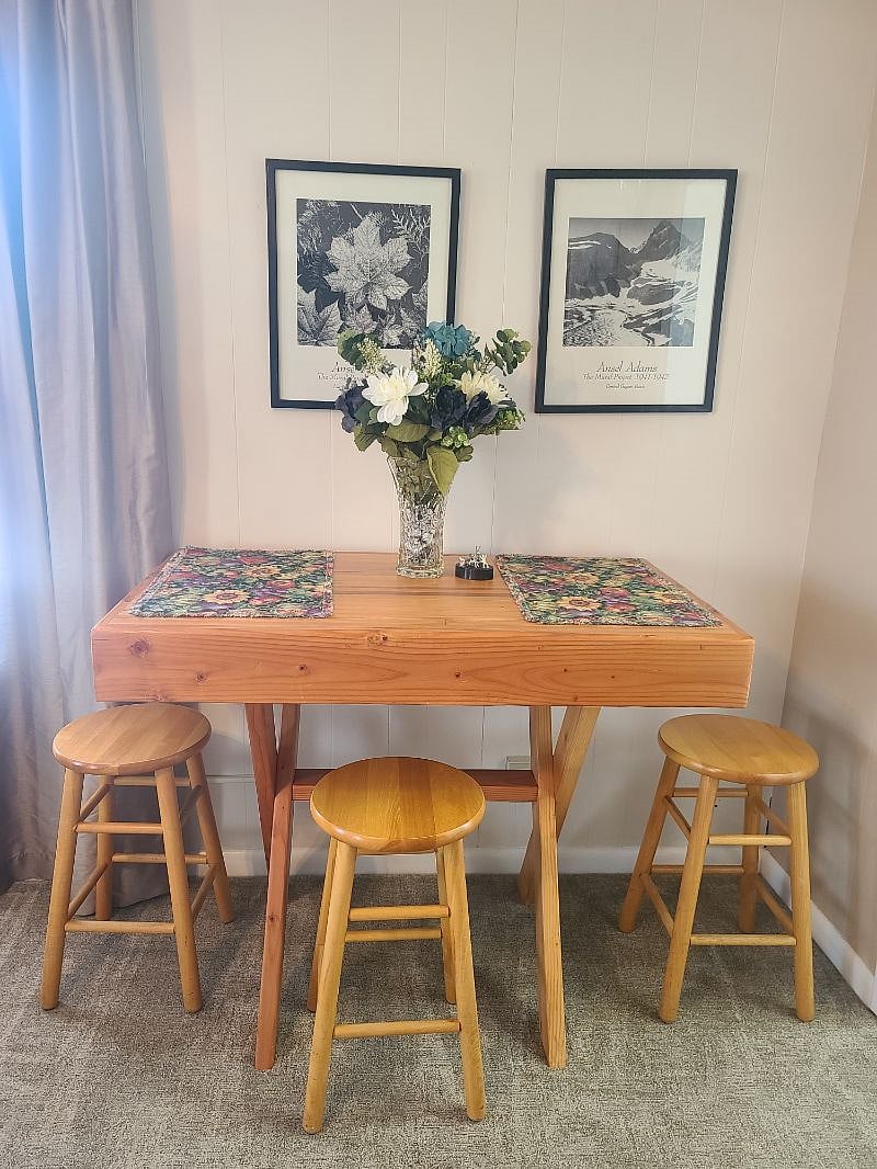 Front Unit Dinette