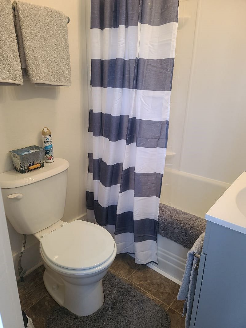 Front Unit Bathroom