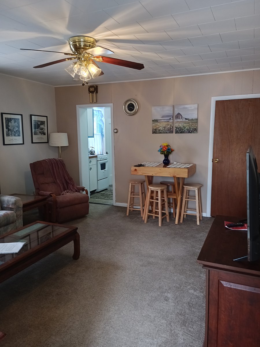 Furnished Finder property 270670_2 photo 3