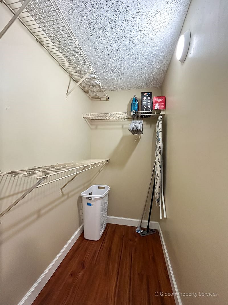 UNIT 105 - ROOM B