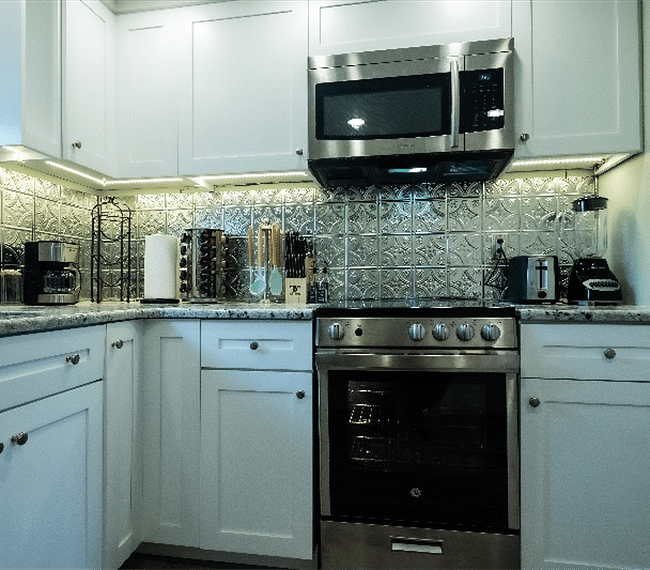 Electric cooktops, oven, microwave and more!