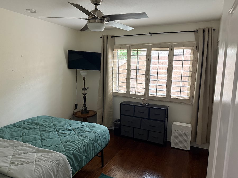 2nd bedroom TV and storage
