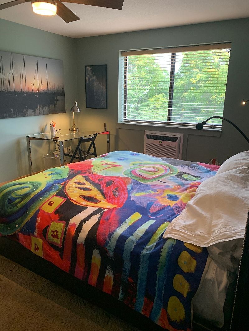 Cozy and spacious bedroom