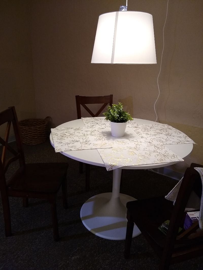 BASEMENT DINING