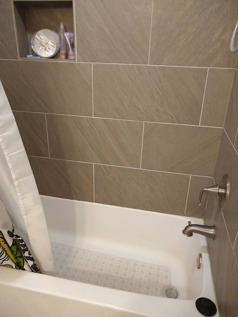 SHARED BATH