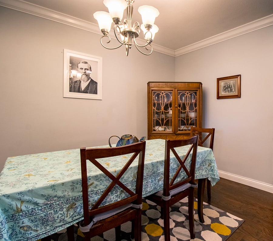 UPSTAIRS DINING AREA