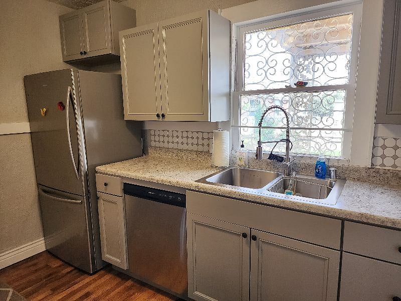 Furnished Finder property 271035_1 photo 4