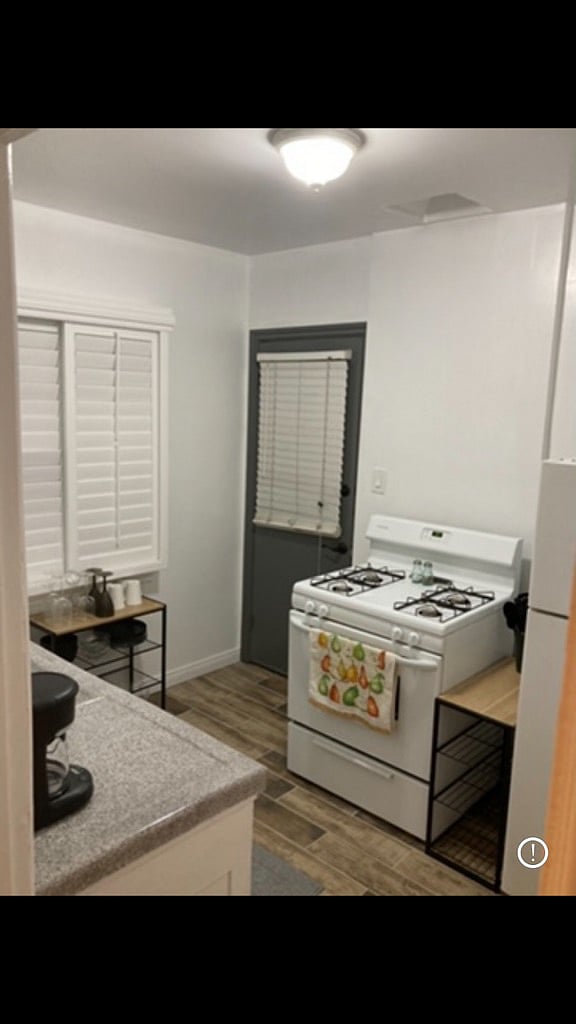 Furnished Finder property 271050_1 photo 5