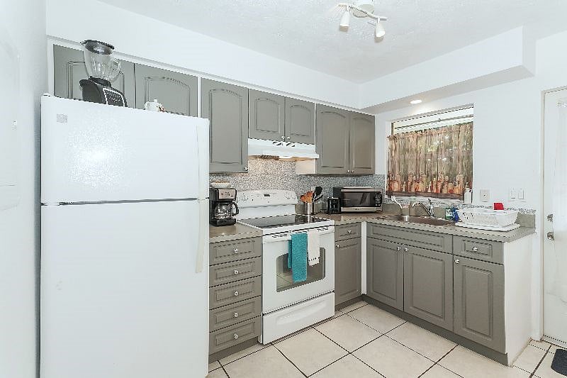 Furnished Finder property 271089_1 photo 17